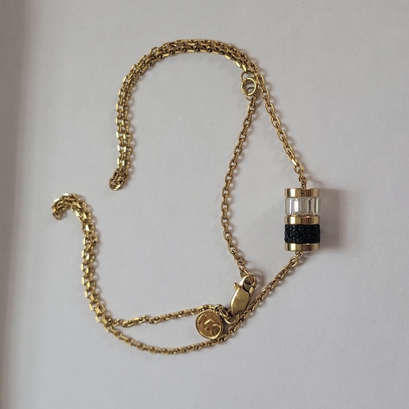 Michael Kors Gold Baguette & Pave Barrel Pendant Mkj3843710 Necklace - Picture 3 of 10
